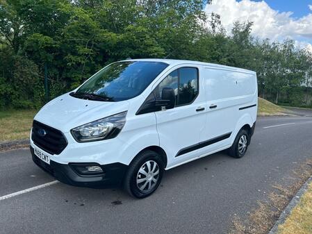 FORD TRANSIT CUSTOM 2.0 280 EcoBlue Leader