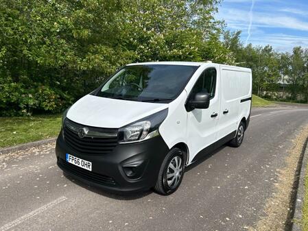 VAUXHALL VIVARO 1.6 CDTi 2700 ecoFLEX